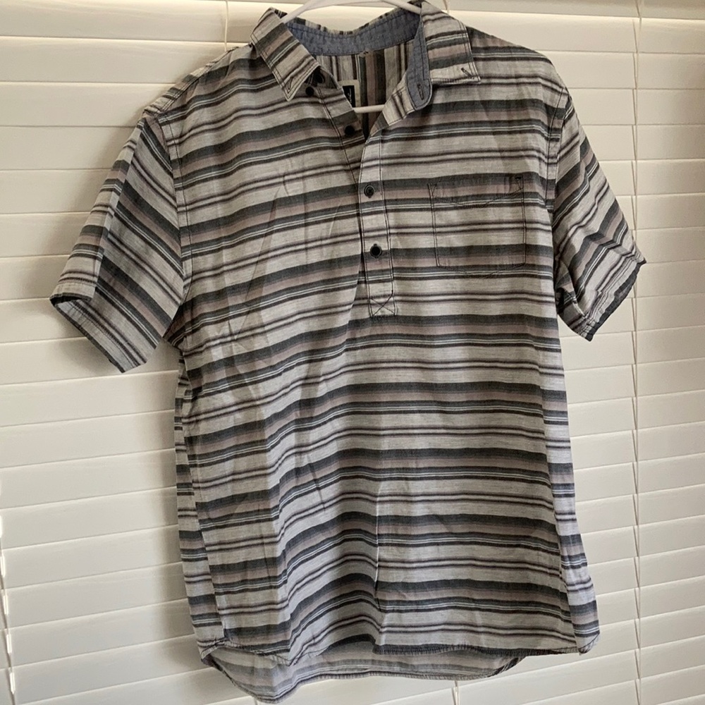 Howe men’s polo